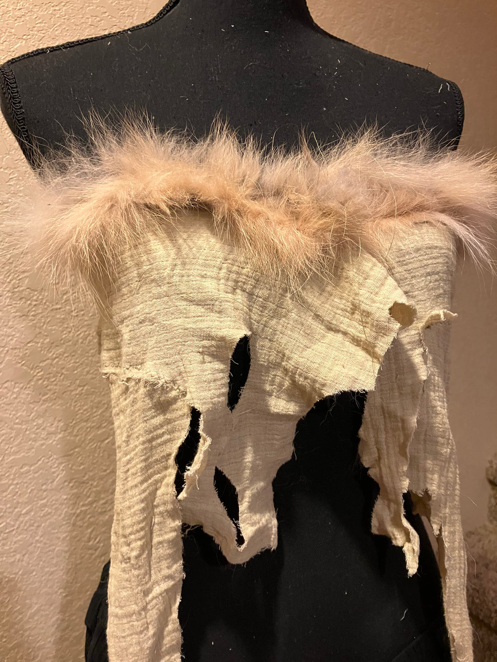 cayote fur versatile linen top