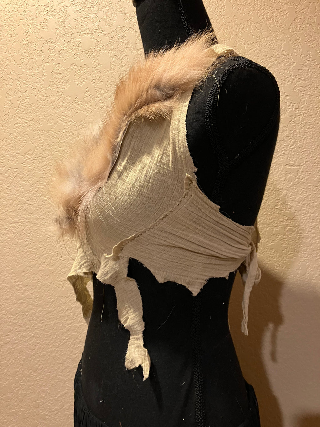 cayote fur versatile linen top