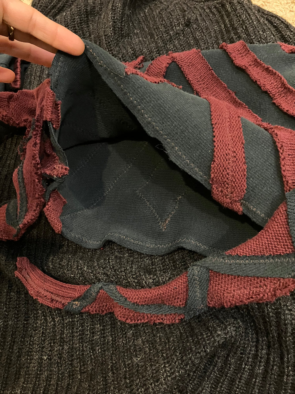 burgundy & black sweater hat