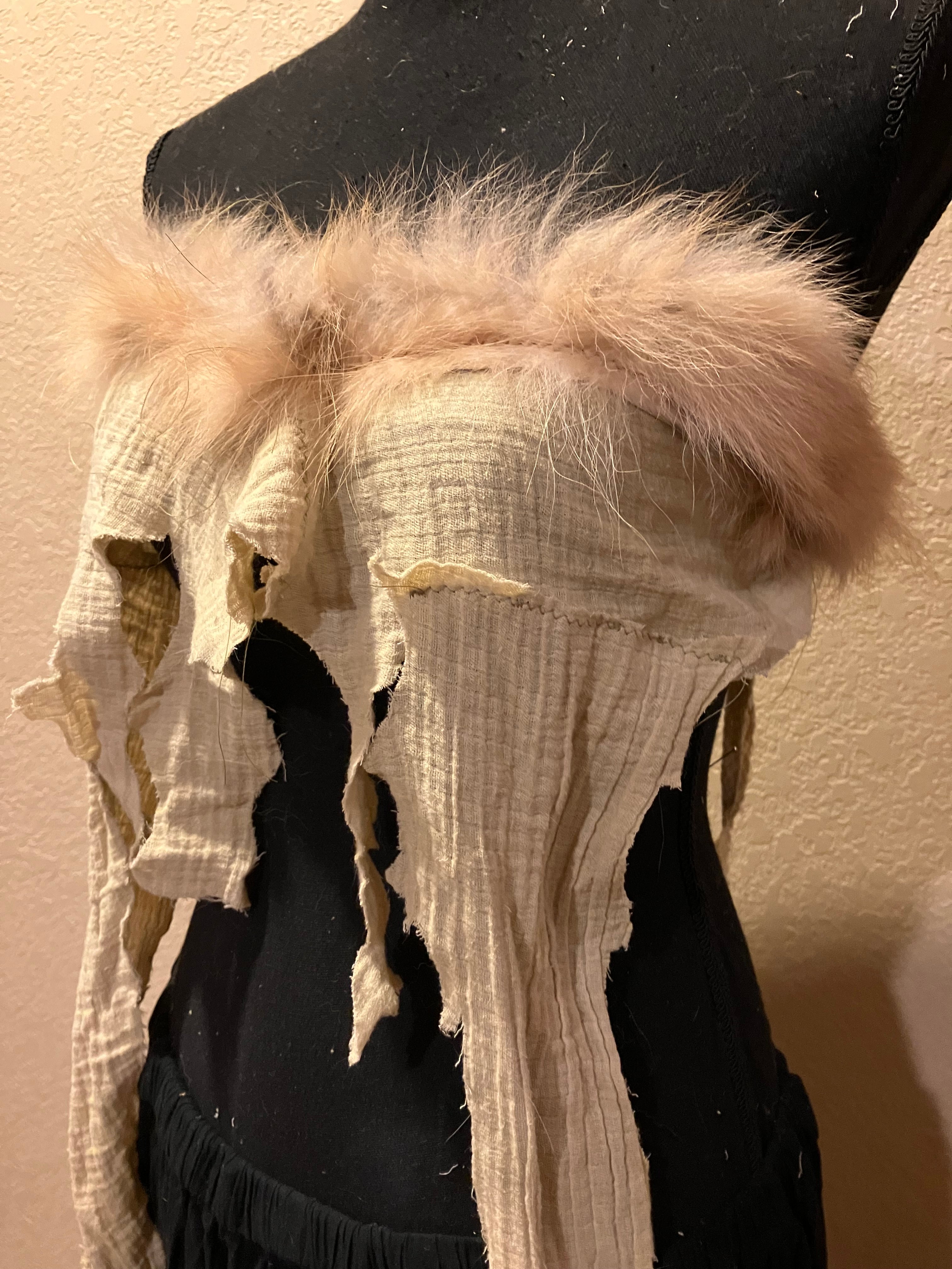 cayote fur versatile linen top