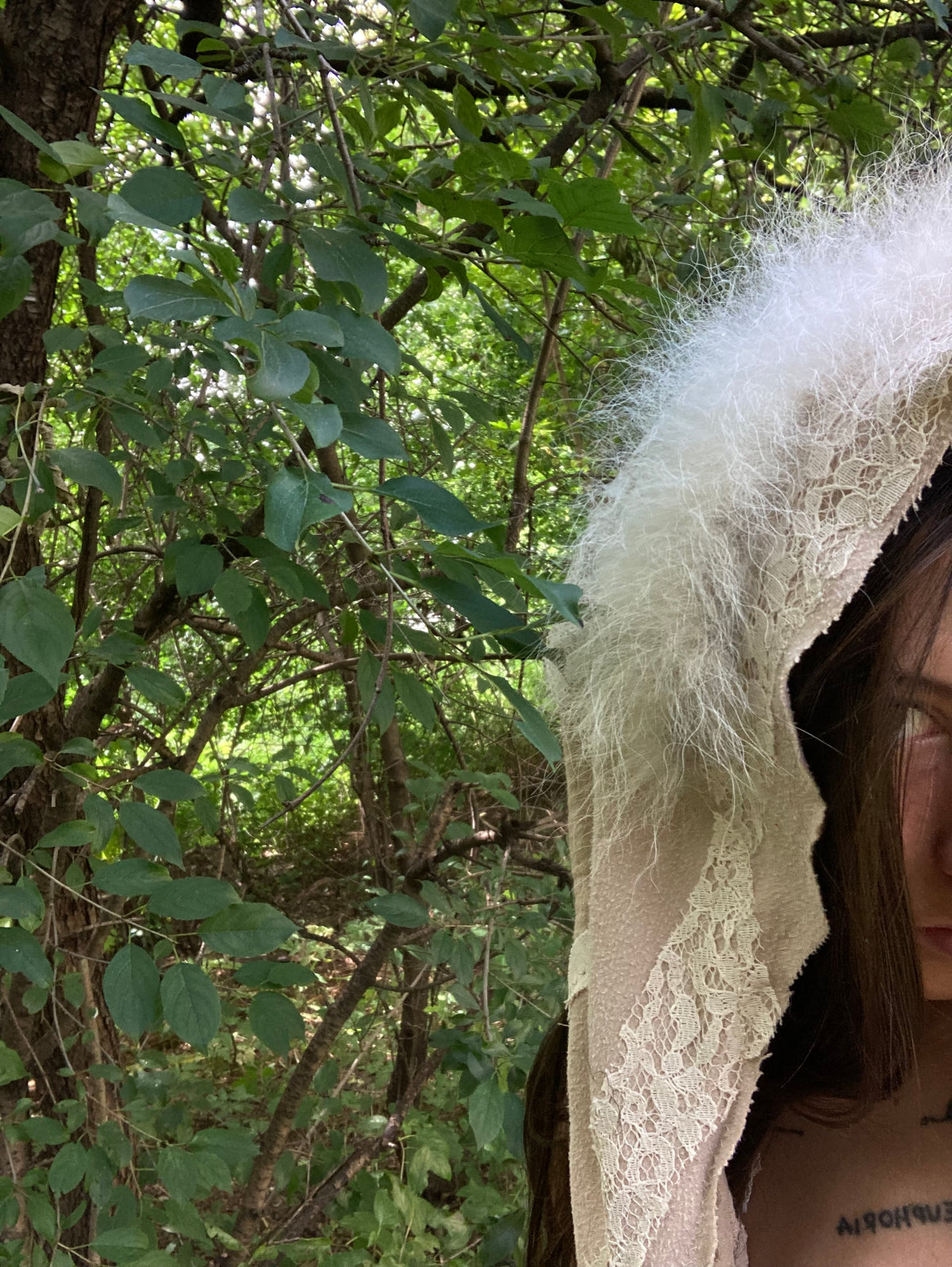 coyote pelt linen lace bandana