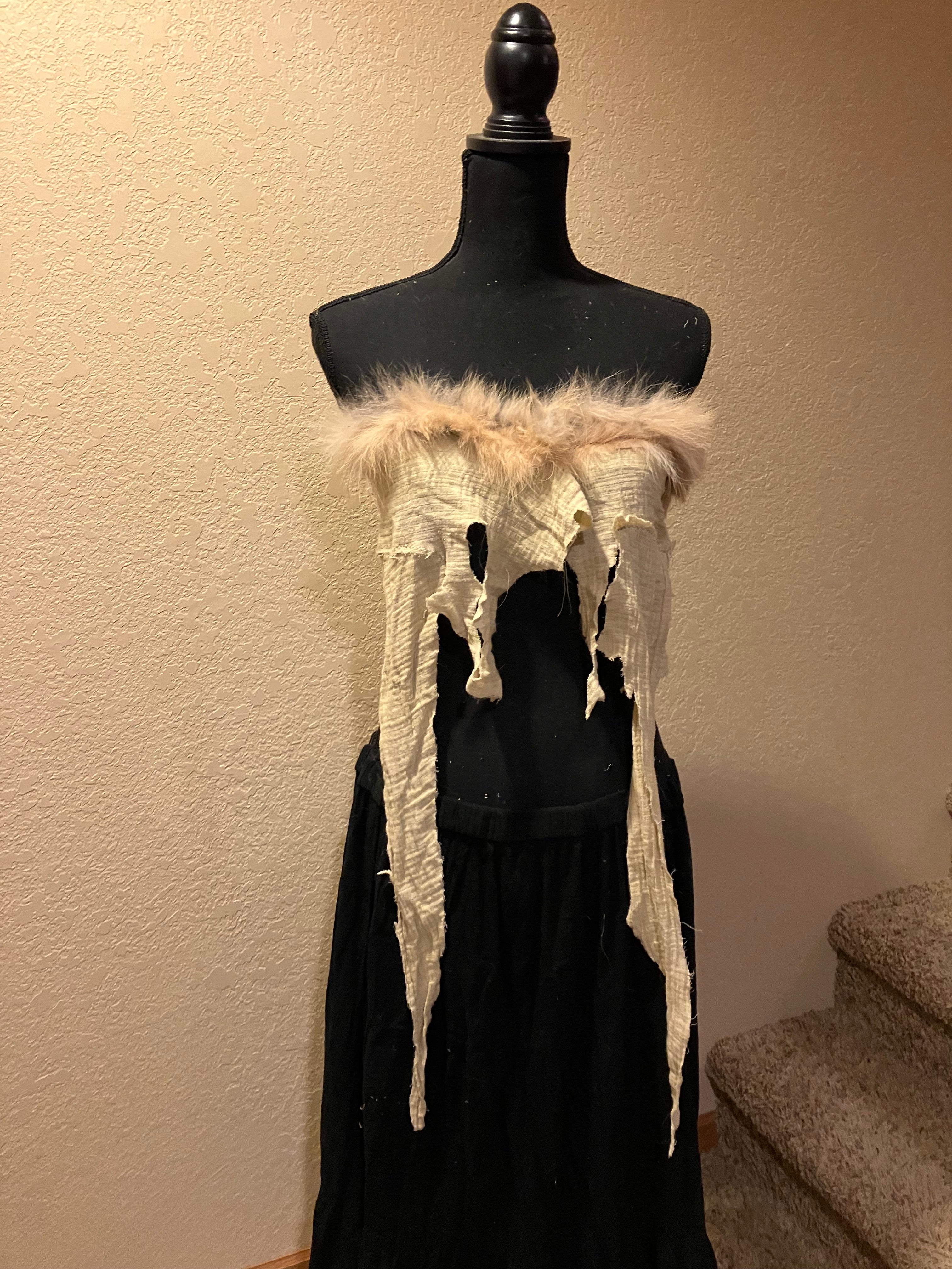 cayote fur versatile linen top